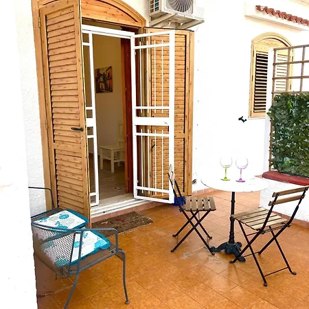 Carmela 2 Holiday home *