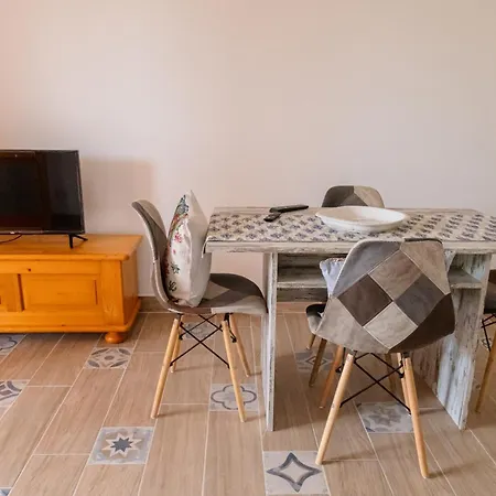 Carmela 2 Holiday home *